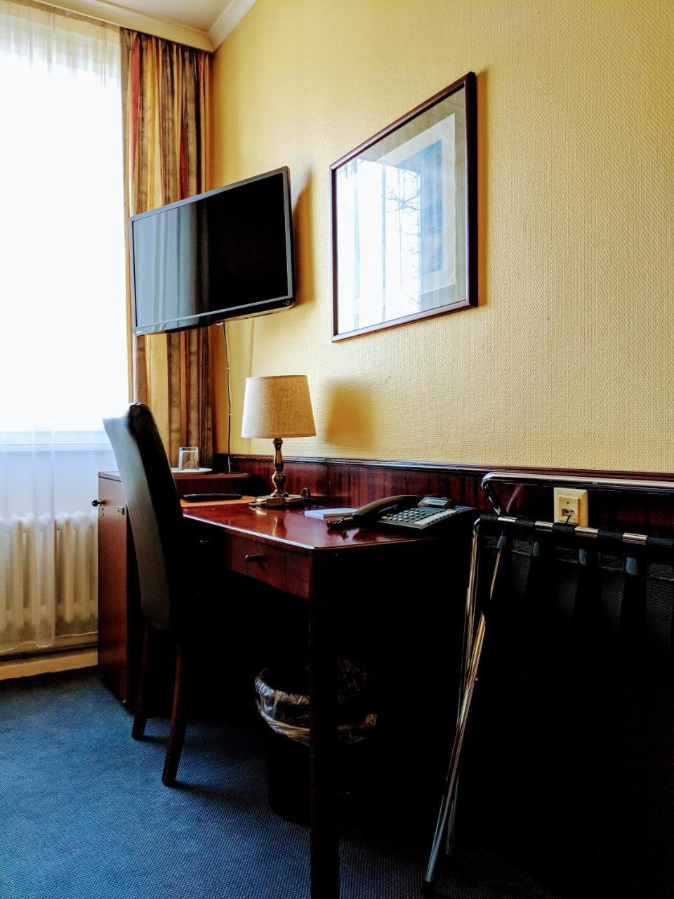 Hotel Eden Am Kurpark Bonn Exterior photo